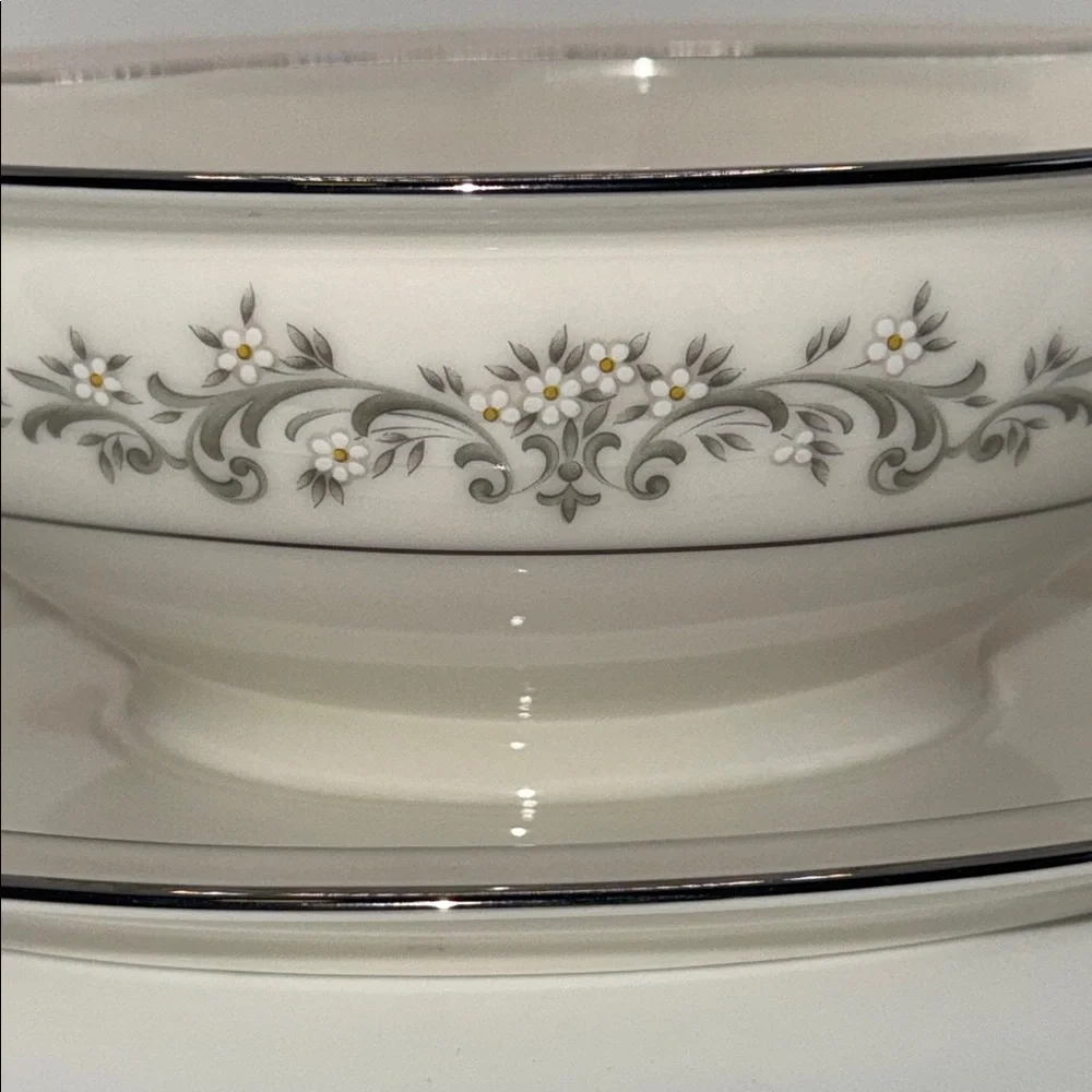 Noritake Gravy Boat w Attached Under Plate Parkridge Pattern